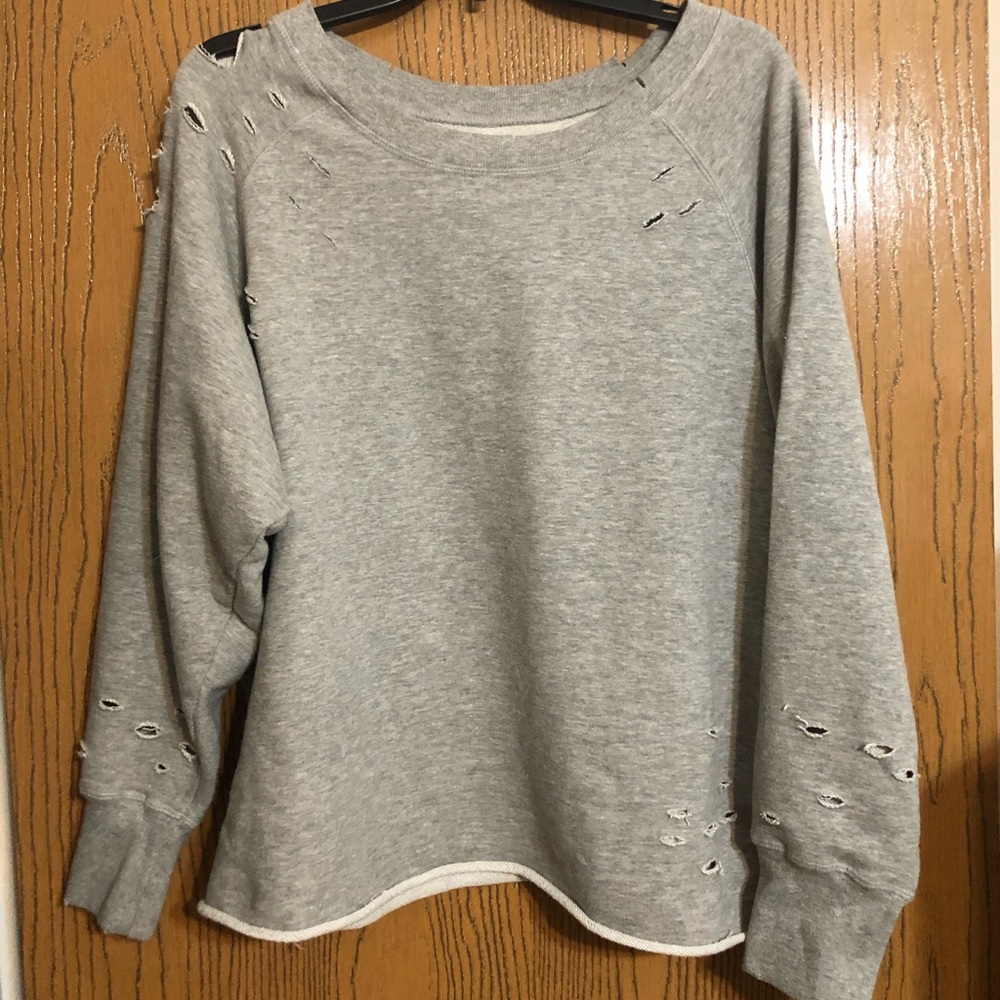 Chelsea deboer distressed crew